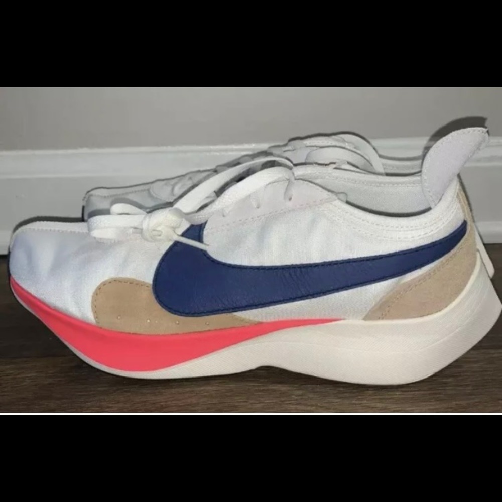 NIKE MOON RACER QS SIZE 13.MEN